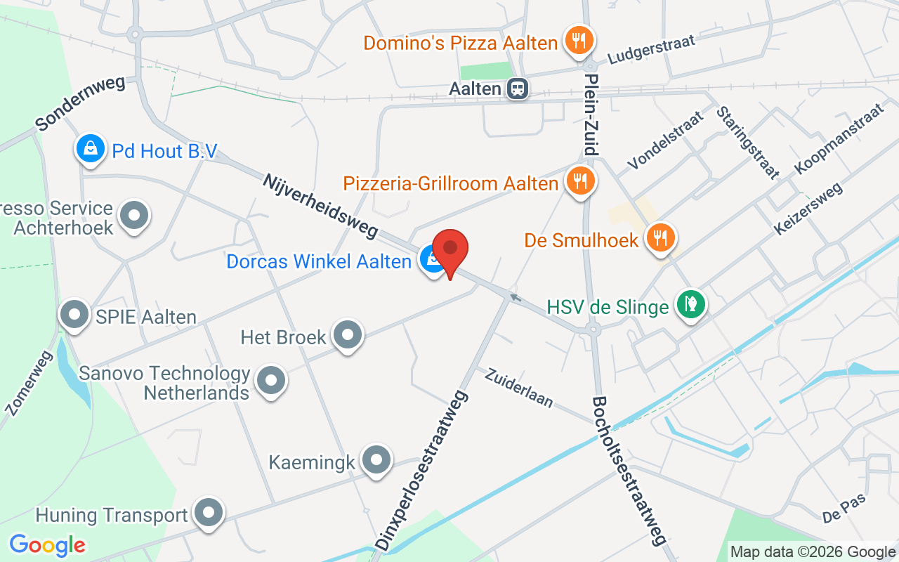 Winkel van Dorcas in Aalten met diverse tweedehands kleding en spullen.