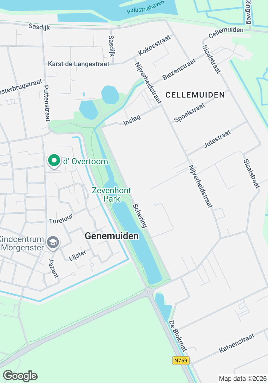 Een overzicht van de locatie van Dorcas Winkel in Genemuiden, met zicht op de omgeving en nabijgelegen winkels en voorzieningen.
