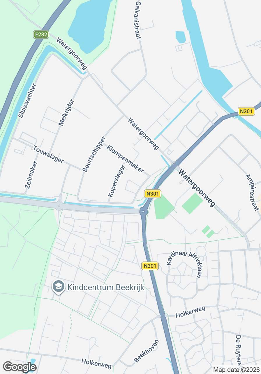 Een overzicht van de Dorcas Winkel in Nijkerk, waar klanten kleding, meubels en andere tweedehands artikelen kunnen kopen en doneren.