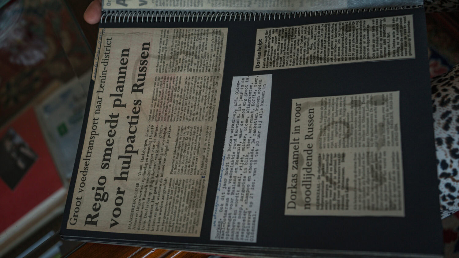 Nieuwsartikel over oliepijpleidingen Rusland en treindiensten in Oekraïne, met aandacht voor geopolitieke en logistieke impact.