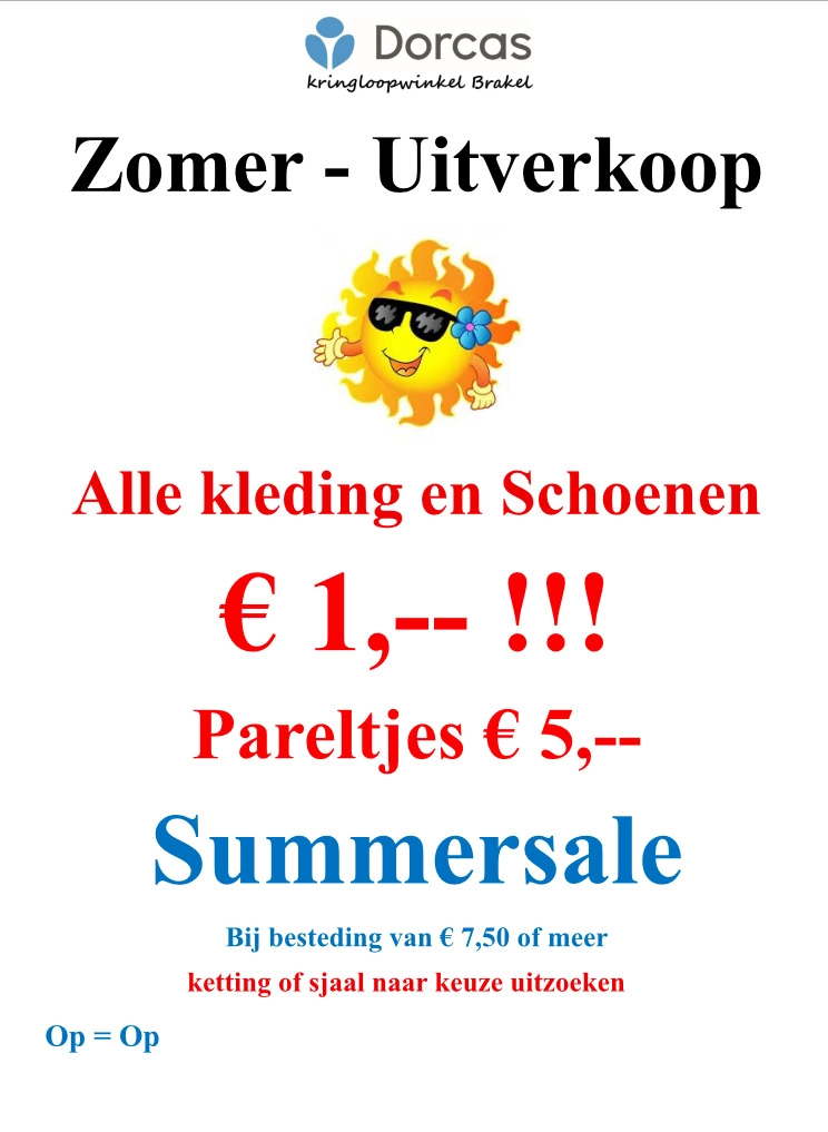 Zomeruitverkoop bij Dorcas met korting op kleding en schoenen, inclusief pakketten, in een kleurrijke flyer met een zon met zonnebril, gericht op humanitaire hulp en armoedebestrijding.