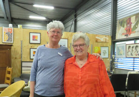 Hetty en Rieky Dorcas Winkel Doetinchem