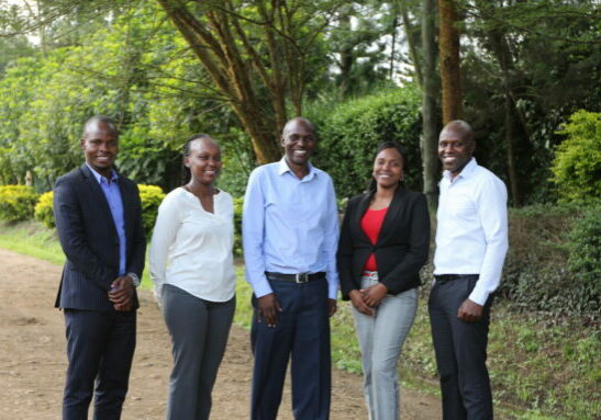 Kenia Kenya Edwin team collega's staff