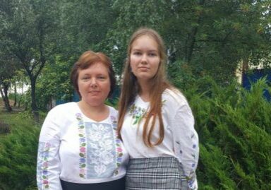 Oekraïne noodhulp Lubov met dochter familie